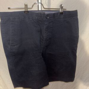 Banana Republic Men's Shorts Size 33 Dark Blue
